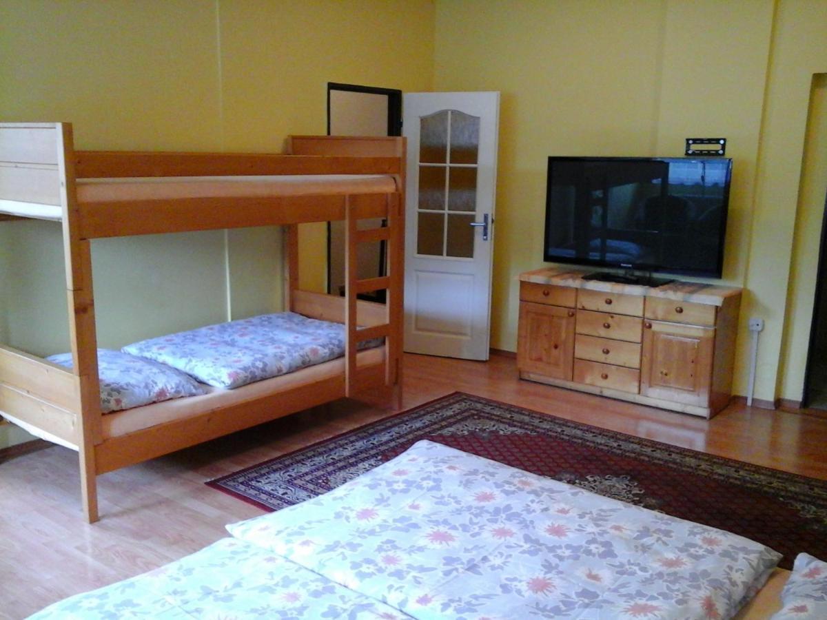 Penzion Adam - Makov Bagian luar foto